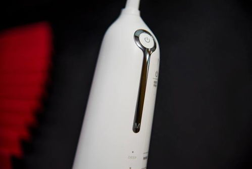 冲牙器也迈入智能时代？美的智能SPA冲牙器，革新口腔护理体验